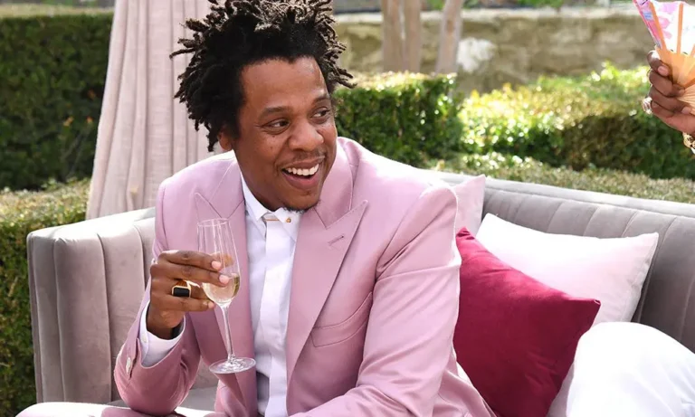 Jay-Z foi eleito ‘O maior rapper de todos os tempo’, segundo ranking Billboard Jay-Z foi eleito ‘O maior rapper de todos os tempo’, segundo ranking Billboard