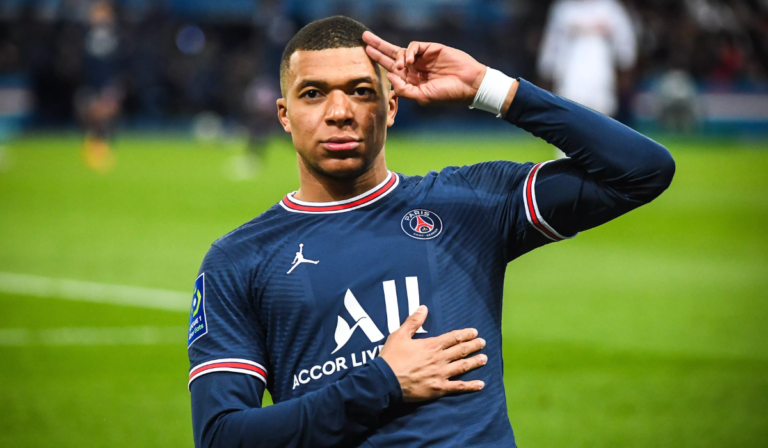 Kylian Mbappé é o atleta negro mais bem pago de 2023, segundo a Forbes Kylian Mbappé é o atleta negro mais bem pago de 2023, segundo a Forbes