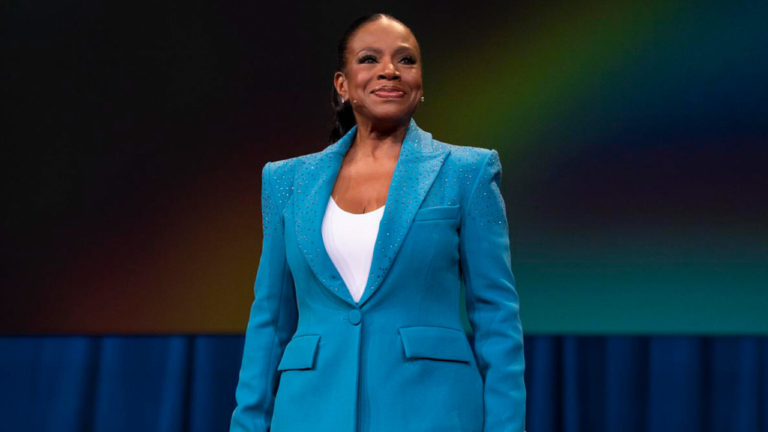 Sheryl Lee Ralph compartilha 3 passos para acreditar em si mesmo em palestra no TED Talks