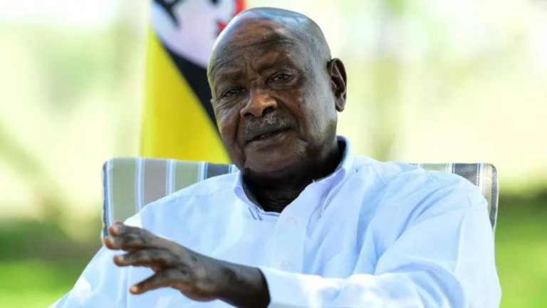 Banco Mundial decide suspender empréstimos para Uganda em resposta à nova lei anti-homossexualidade