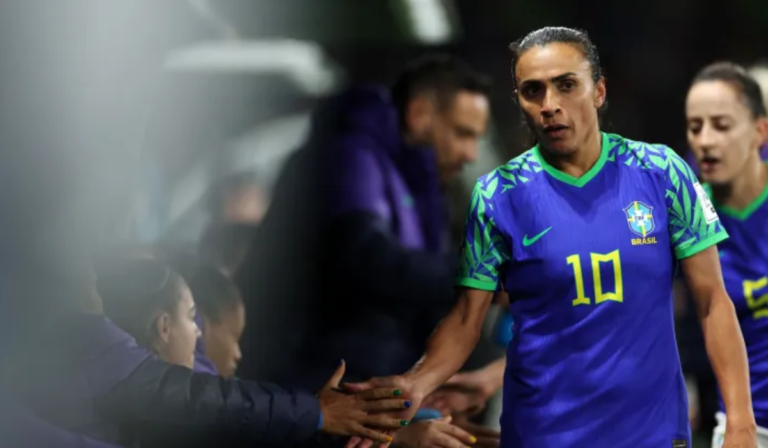 Com despedida de Marta, Brasil empata contra Jamaica e é eliminado da Copa do Mundo Feminina