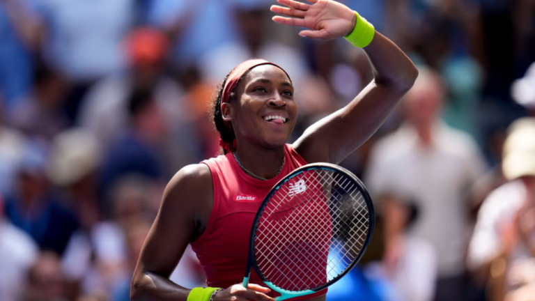 Tenista Coco Gauff se torna primeira adolescente norte-americana a chegar às semifinais do Us Open desde Serena Williams Tenista Coco Gauff se torna primeira adolescente norte-americana a chegar às semifinais do Us Open desde Serena Williams