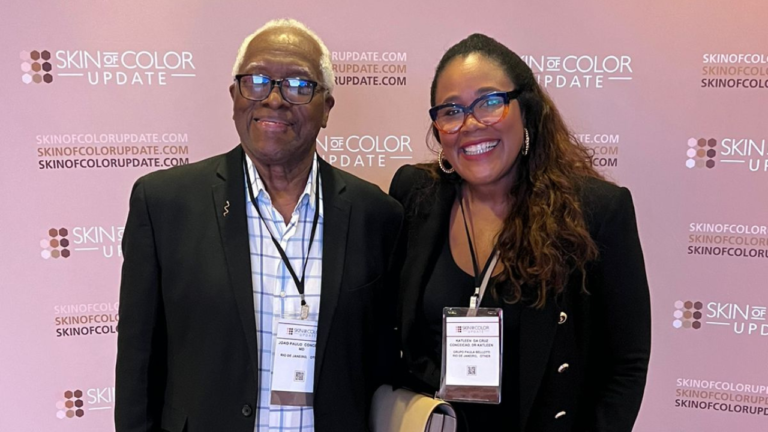 Pai e filha, os dermatologistas João Paulo e Katleen Conceição participam de evento internacional de dermatologia com foco em pele negra Pai e filha, os dermatologistas João Paulo e Katleen Conceição participam de evento internacional de dermatologia com foco em pele negra