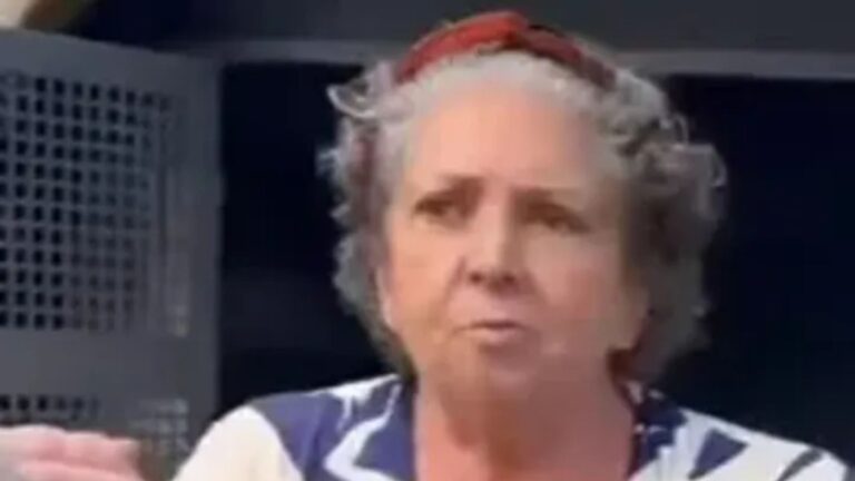 Idosa é presa em Salvador após dizer que era “superior” ao PM negro “em razão de sua raça” Idosa é presa em Salvador após dizer que era “superior” ao PM negro “em razão de sua raça”