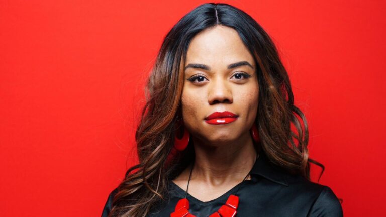 Enquanto EUA faturam com Oprah, Shonda e Issa, streaming no Brasil só escolhe homens brancos como showrunners, aponta Luh Maza Enquanto EUA faturam com Oprah, Shonda e Issa, streaming no Brasil só escolhe homens brancos como showrunners, aponta Luh Maza