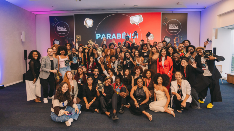Grupo L’Oréal selecionará 10 creators negros para contratos de um ano em nova edição do Beleza Mais Diversa; inscrições abertas Grupo L’Oréal selecionará 10 creators negros para contratos de um ano em nova edição do Beleza Mais Diversa; inscrições abertas