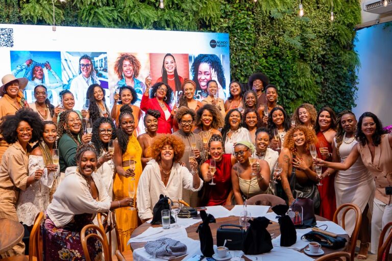 Hoje é o último dia de votação da PowerList Mundo Negro 2026 Hoje é o último dia de votação da PowerList Mundo Negro 2026