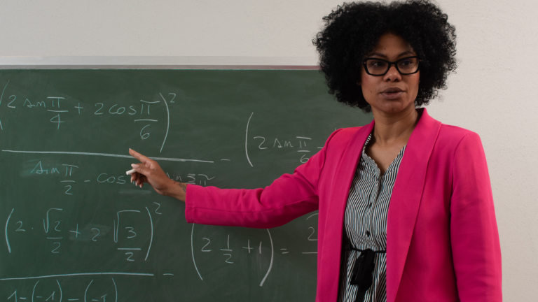 Aos meus professores de matemática da escola pública Aos meus professores de matemática da escola pública