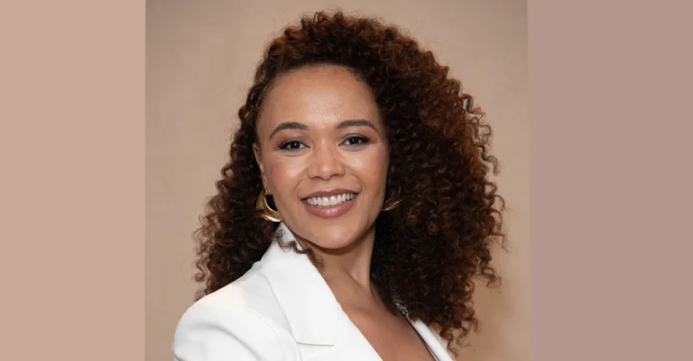 “Carreguem suas origens com muito orgulho”: Executiva da Natura, Valéria Conceição fala sobre mentoria e liderança negra “Carreguem suas origens com muito orgulho”: Executiva da Natura, Valéria Conceição fala sobre mentoria e liderança negra