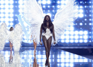 Anok Yai desfilou na Victoria’s Secret com lesão no joelho